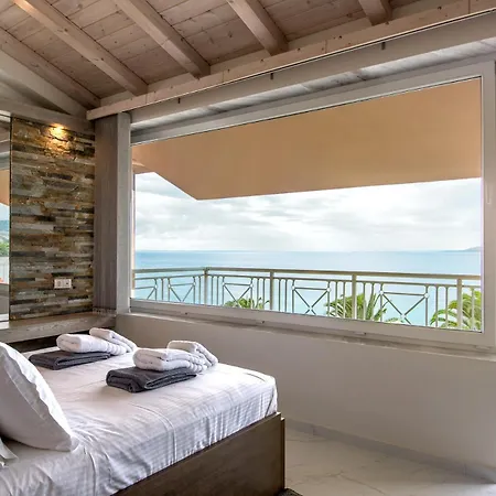 Aμφιτρίτη 3* Nikiti (Sithonia)